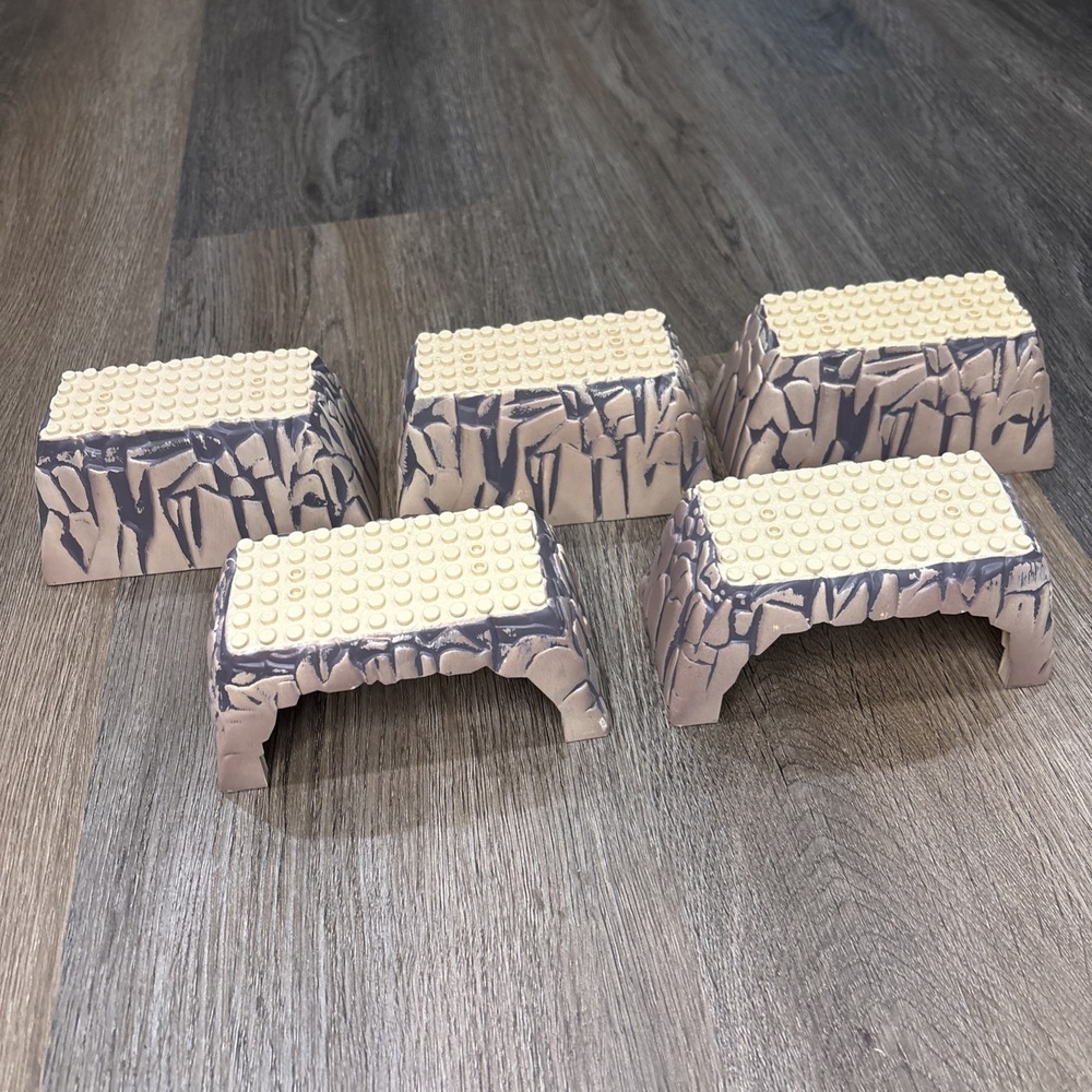 Mega Bloks 3676 Pyrates‎ Pirate Replacement Base Rock Wall Lot Of 5